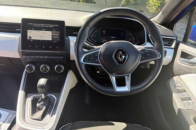 Renault Clio 1.6 E-TECH Hybrid 140 S Edition 5dr Auto
