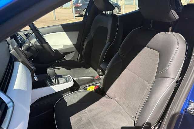 Renault Clio 1.6 E-TECH Hybrid 140 S Edition 5dr Auto