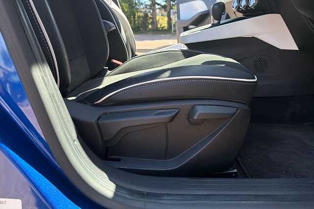 Renault Clio 1.6 E-TECH Hybrid 140 S Edition 5dr Auto