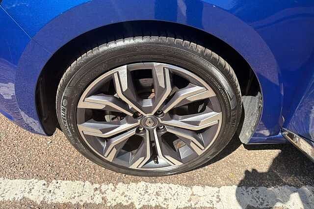 Renault Clio 1.6 E-TECH Hybrid 140 S Edition 5dr Auto