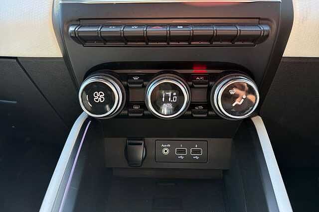 Renault Clio 1.6 E-TECH Hybrid 140 S Edition 5dr Auto