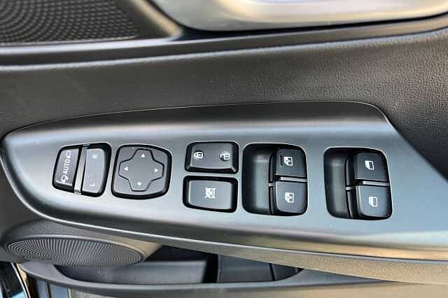 Hyundai KONA 150kW Ultimate 64kWh 5dr Auto Black