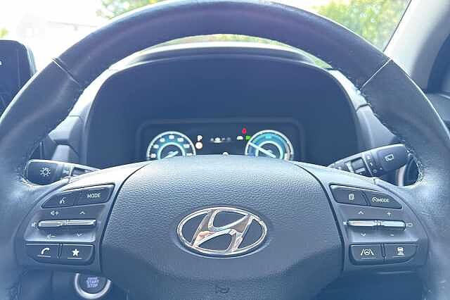 Hyundai KONA 1.6 GDi Hybrid Premium 5dr DCT Grey