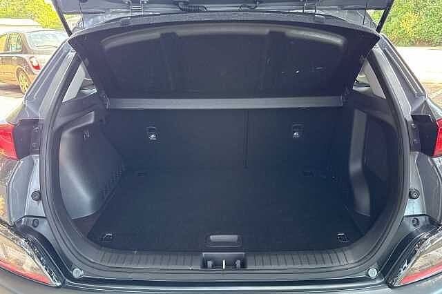 Hyundai KONA 1.6 GDi Hybrid Premium 5dr DCT Grey