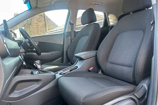 Hyundai KONA 1.6 GDi Hybrid Premium 5dr DCT