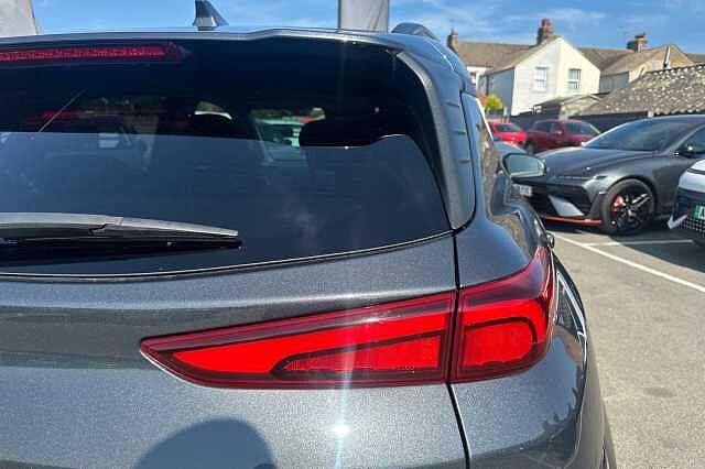 Hyundai KONA 1.6 GDi Hybrid Premium 5dr DCT