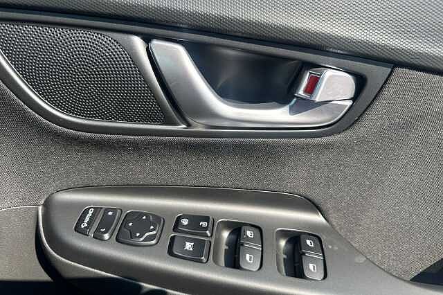 Hyundai KONA 1.6 GDi Hybrid Premium 5dr DCT