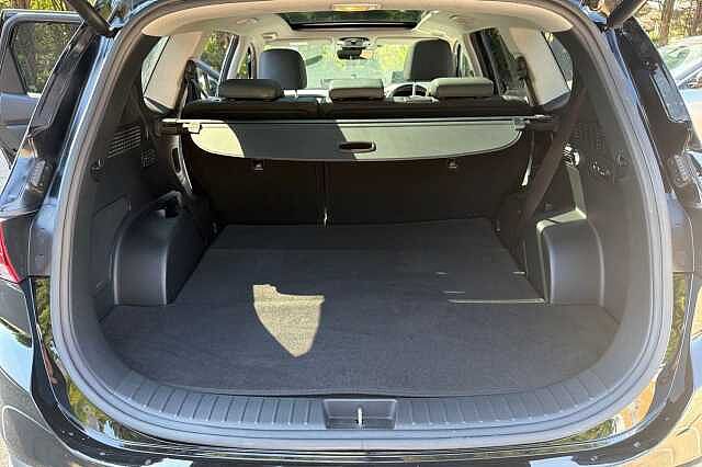 Hyundai SANTA FE 1.6 TGDi Hybrid Ultimate 5dr Auto Black