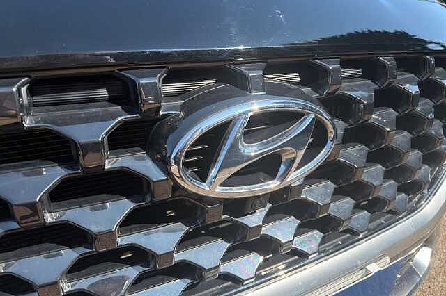 Hyundai SANTA FE 1.6 TGDi Hybrid Ultimate 5dr Auto Black