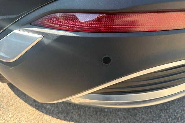 Hyundai SANTA FE 1.6 TGDi Hybrid Ultimate 5dr Auto Black