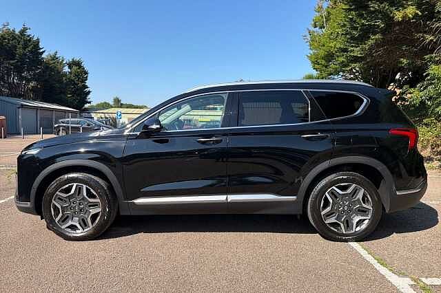 Hyundai SANTA FE 1.6 TGDi Hybrid Ultimate 5dr Auto Black