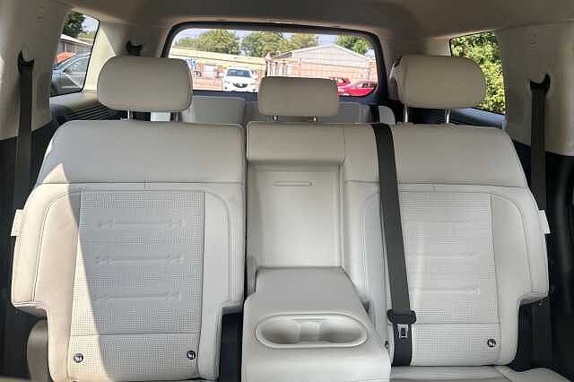 Hyundai SANTA FE 1.6 TGDi Plug-in Hybrid Ultimate 5dr 4WD Auto