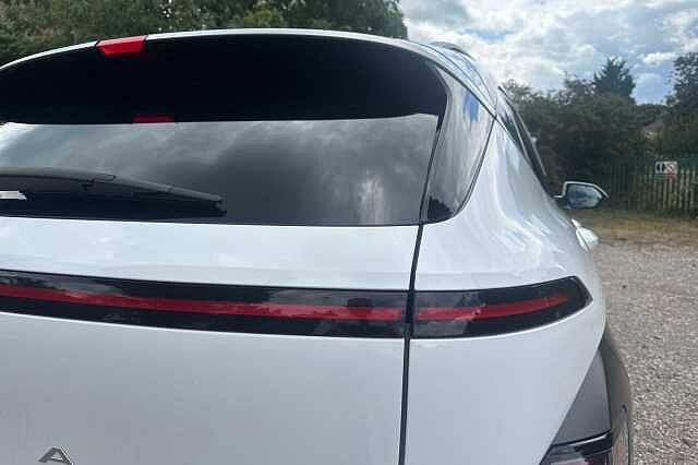 Hyundai KONA 1.6 GDi Hybrid Ultimate 5dr DCT