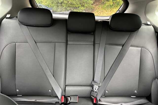 Hyundai KONA 1.6 GDi Hybrid Ultimate 5dr DCT