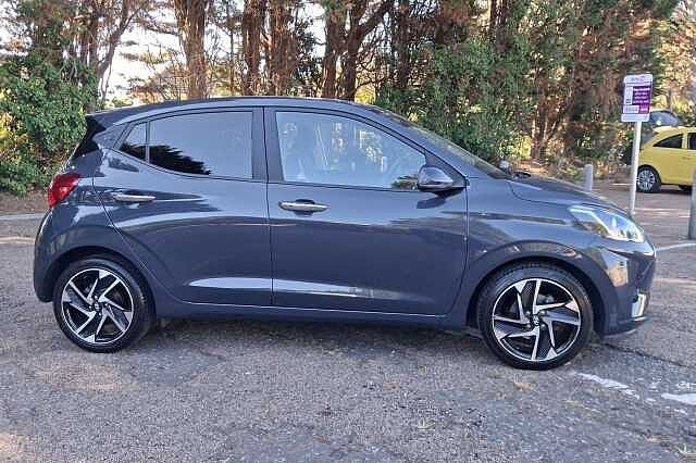 Hyundai i10 1.2 MPi Premium 5dr