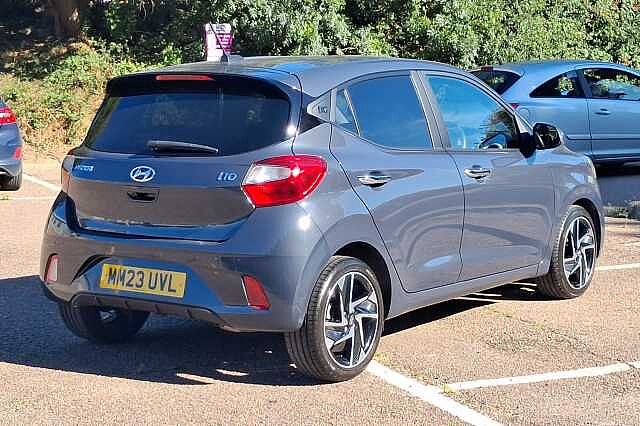 Hyundai i10 1.2 MPi Premium 5dr