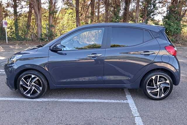 Hyundai i10 1.2 MPi Premium 5dr