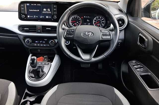 Hyundai i10 1.2 MPi Premium 5dr Auto