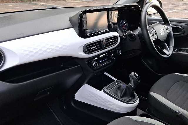 Hyundai i10 1.2 MPi Premium 5dr Auto
