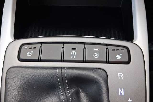 Hyundai i10 1.2 MPi Premium 5dr Auto