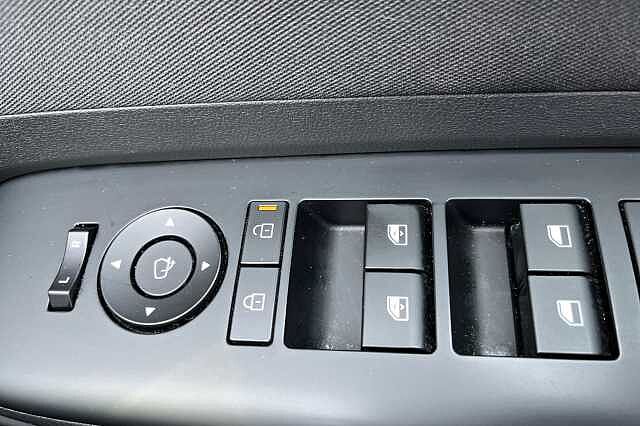 Hyundai KONA 160kW Advance 65kWh 5dr Auto