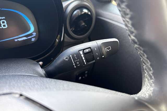 Hyundai i10 1.0 Advance 5dr