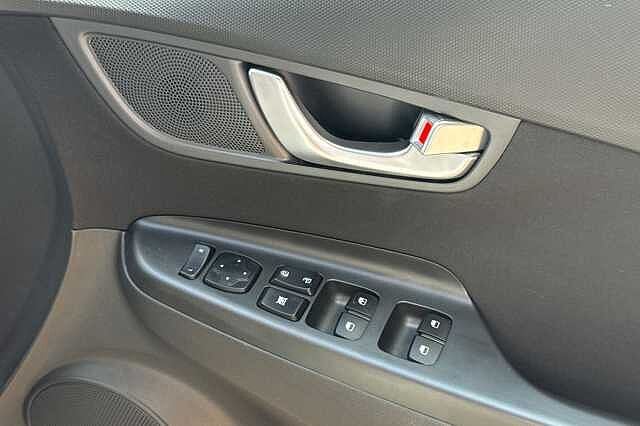 Hyundai KONA 1.6 GDi Hybrid SE Connect 5dr DCT