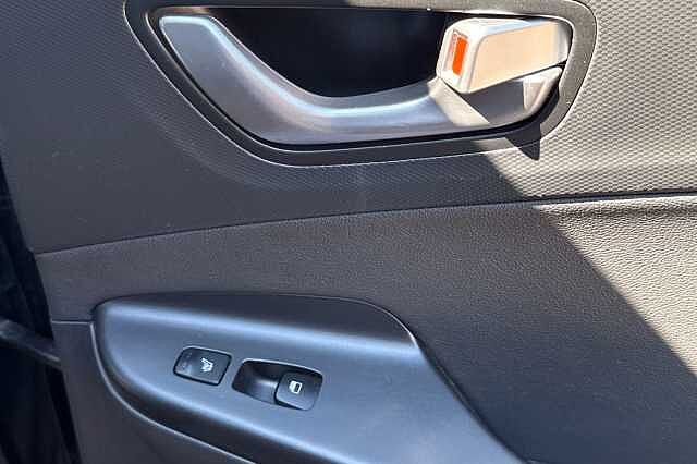 Hyundai KONA 1.6 GDi Hybrid Ultimate 5dr DCT