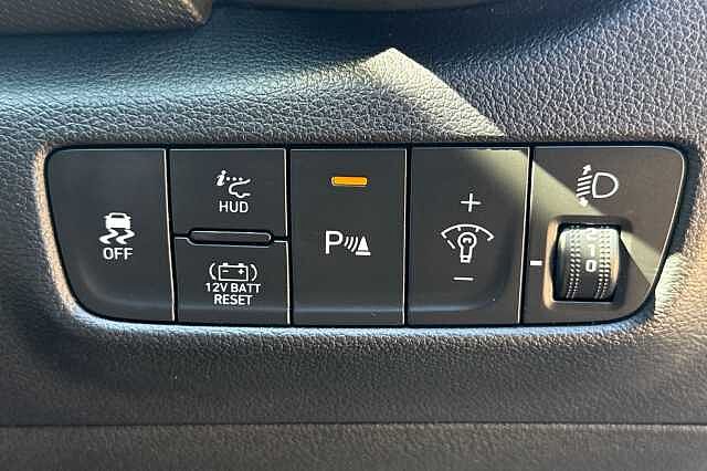 Hyundai KONA 1.6 GDi Hybrid Ultimate 5dr DCT