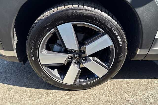 Hyundai Santa Fe 1.6 TGDi Plug-in Hybrid Premium 5dr 4WD Auto