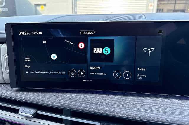 Hyundai Santa Fe 1.6 TGDi Plug-in Hybrid Premium 5dr 4WD Auto