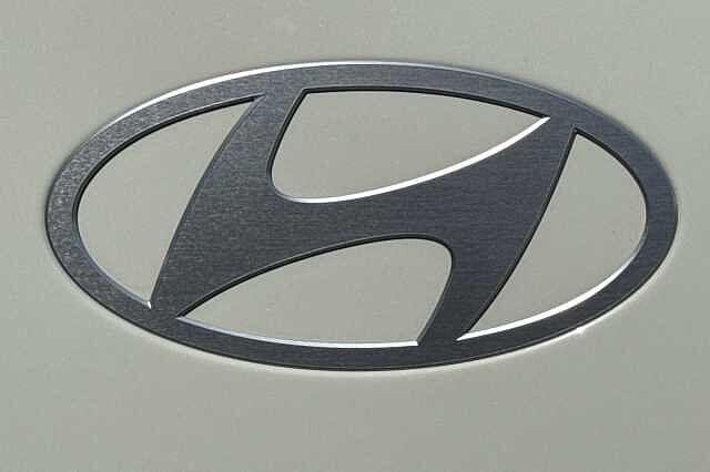 Hyundai Santa Fe 1.6 TGDi Plug-in Hybrid Premium 5dr 4WD Auto