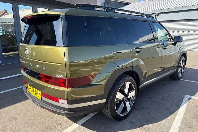 Hyundai Santa Fe 1.6 TGDi Plug-in Hybrid Premium 5dr 4WD Auto