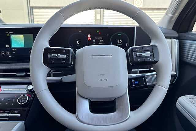 Hyundai Santa Fe 1.6 TGDi Plug-in Hybrid Premium 5dr 4WD Auto