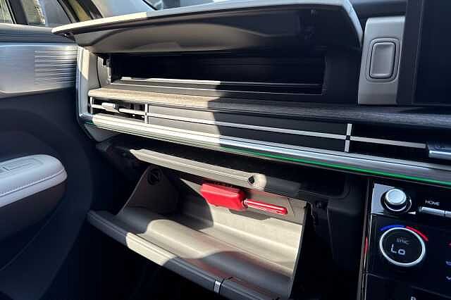 Hyundai Santa Fe 1.6 TGDi Plug-in Hybrid Premium 5dr 4WD Auto