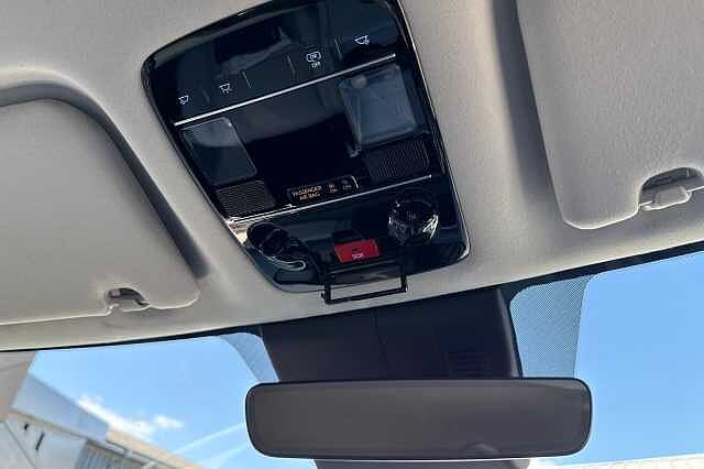 Hyundai Santa Fe 1.6 TGDi Plug-in Hybrid Premium 5dr 4WD Auto