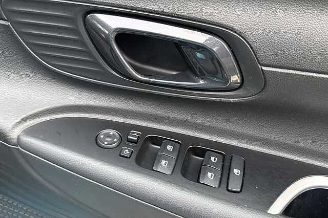 Hyundai i20 1.0T GDi 48V MHD Premium 5dr