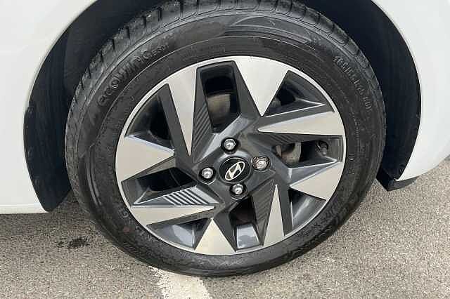 Hyundai I10 1.0 Advance 5dr Auto White