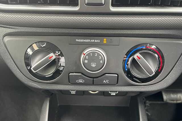 Hyundai I10 1.0 Advance 5dr Auto White