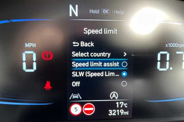 Hyundai I10 1.0 Advance 5dr Auto White