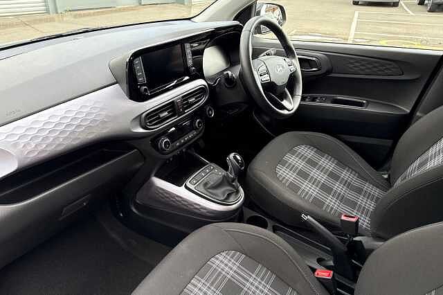 Hyundai i10 1.0 [63] Premium 5dr Auto [Nav]