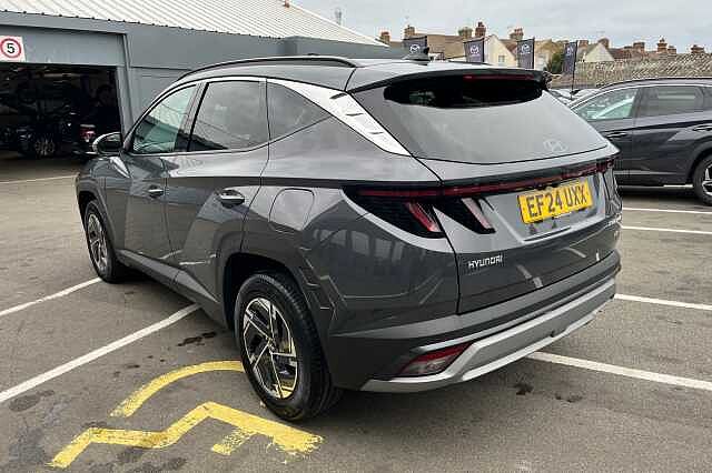 Hyundai TUCSON 1.6T Plug-in Hybrid Premium 5dr 4WD Auto