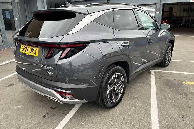 Hyundai TUCSON 1.6T Plug-in Hybrid Premium 5dr 4WD Auto