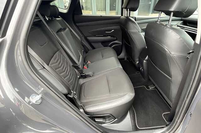 Hyundai TUCSON 1.6T Plug-in Hybrid Premium 5dr 4WD Auto