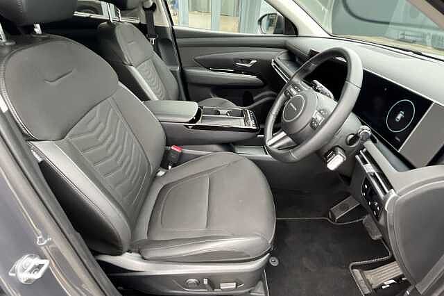 Hyundai TUCSON 1.6T Plug-in Hybrid Premium 5dr 4WD Auto