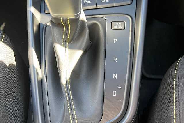 Hyundai I20 1.0T GDi Premium 5dr DCT Green