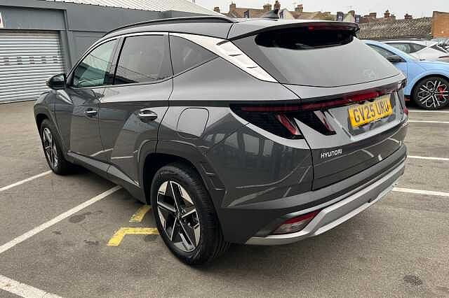Hyundai TUCSON 1.6T Premium 5dr
