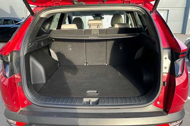 Hyundai TUCSON 1.6 TGDi Hybrid 230 Ultimate 5dr 2WD Auto Red