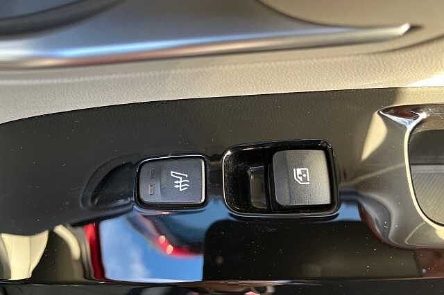 Hyundai TUCSON 1.6 TGDi Hybrid 230 Ultimate 5dr 2WD Auto Red