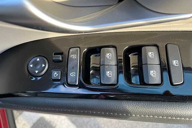 Hyundai TUCSON 1.6 TGDi Hybrid 230 Ultimate 5dr 2WD Auto Red